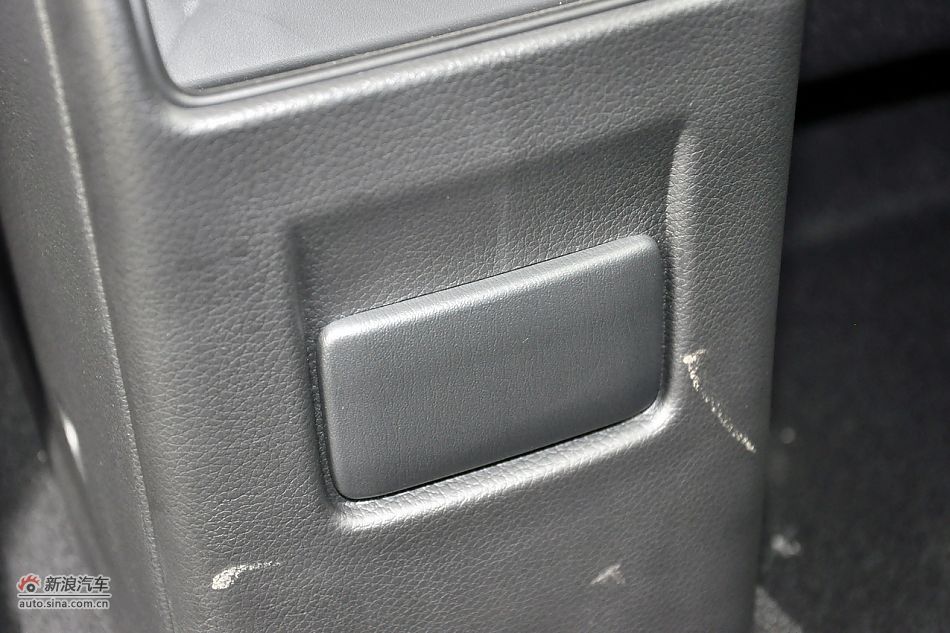 2011款骐达1.6T高清到店实拍