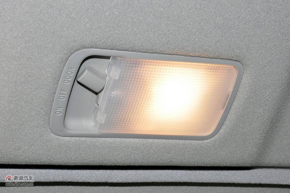 2011款骐达1.6T高清到店实拍