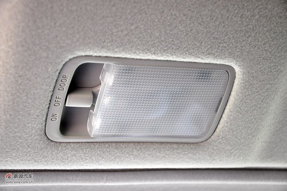 2011款骐达1.6T高清到店实拍