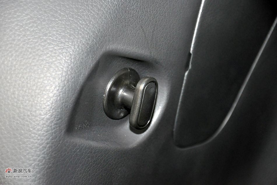 2011款骐达1.6T高清到店实拍