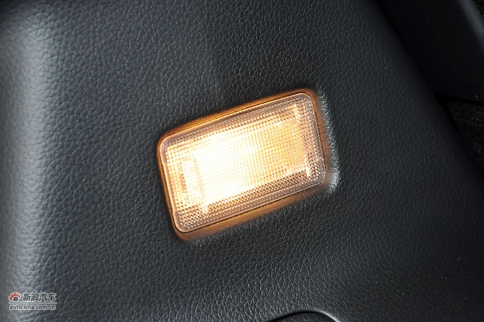 2011款骐达1.6T高清到店实拍