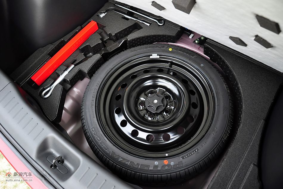 2011款骐达1.6T高清到店实拍