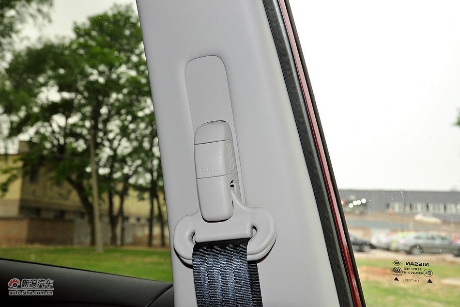 2011款骐达1.6T高清到店实拍