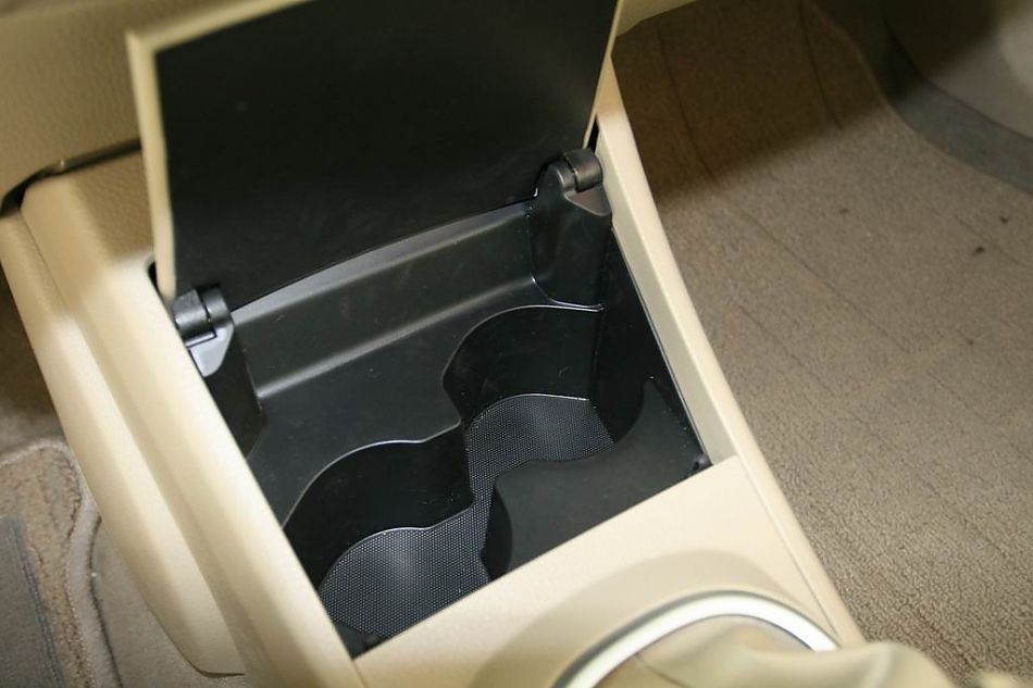 骐达内饰实拍图片