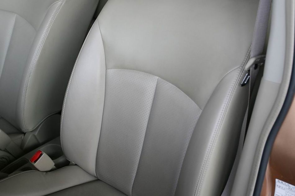 骐达内饰实拍图片