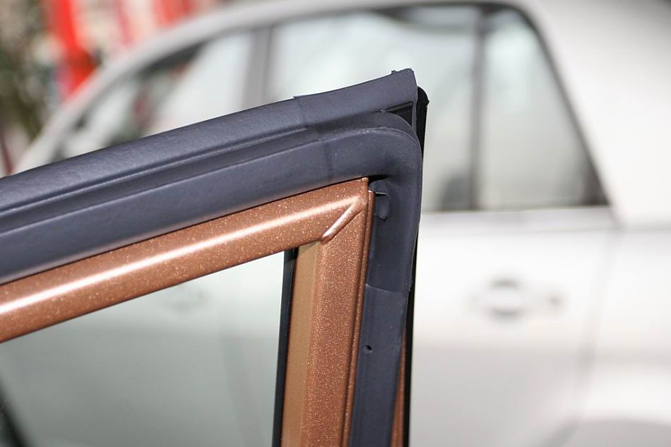 骐达内饰实拍图片