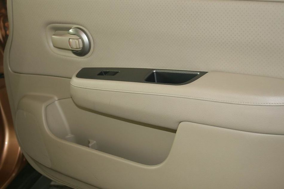 骐达内饰实拍图片