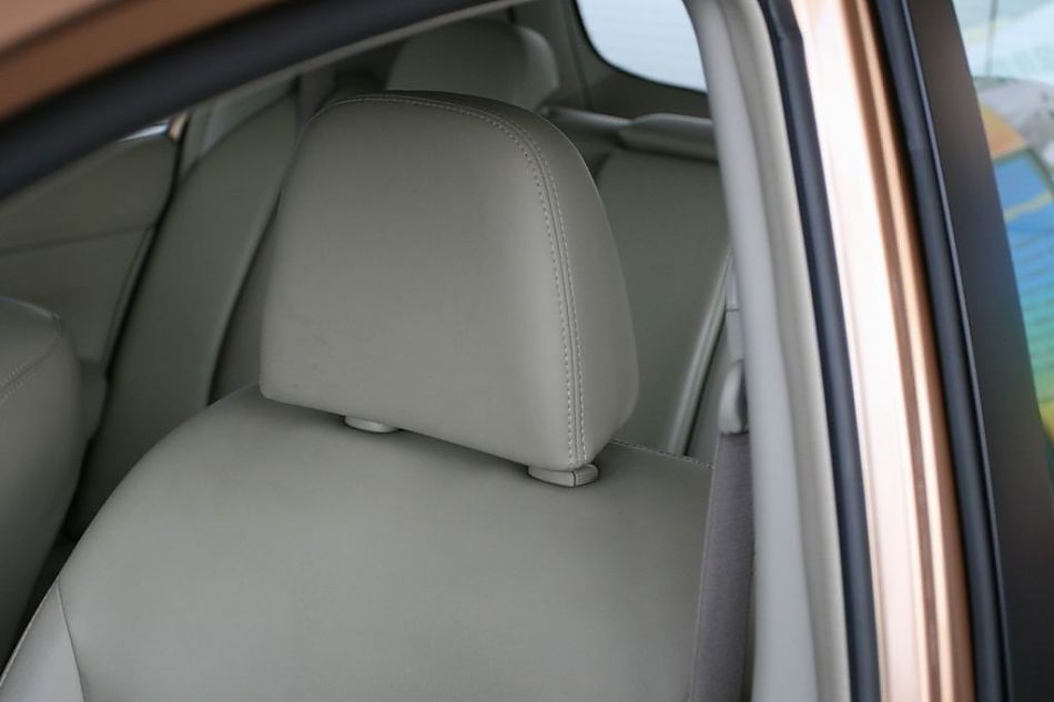 骐达内饰实拍图片