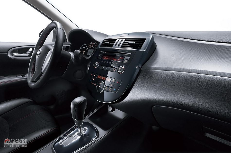 新骐达GTS版内饰