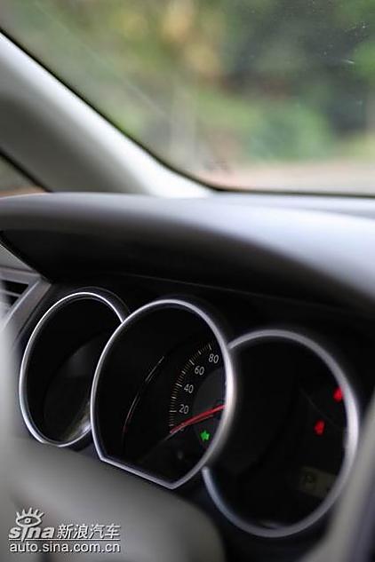 东风日产骐达图片欣赏