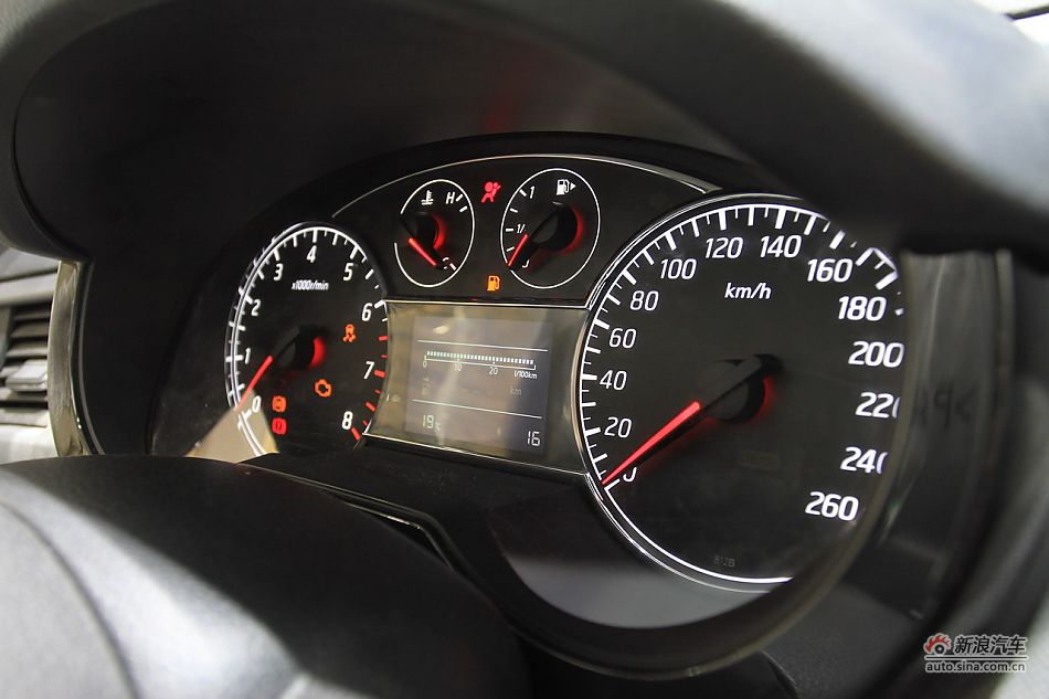 新骐达涡轮增压版