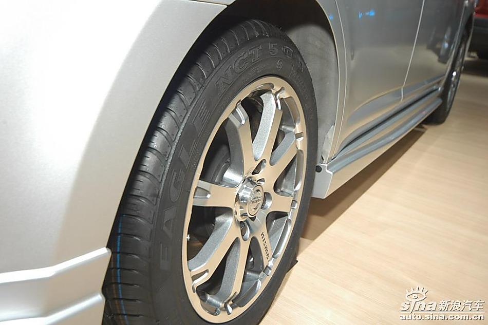 日产骐达改装版