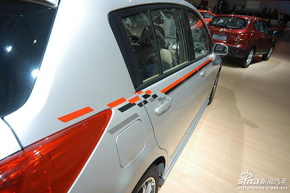 日产骐达改装版