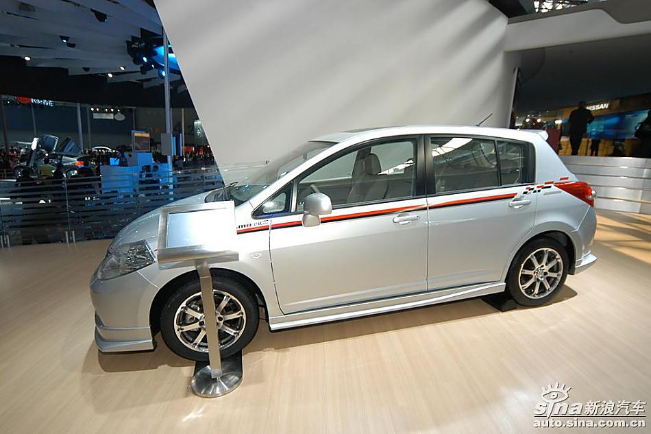 日产骐达改装版