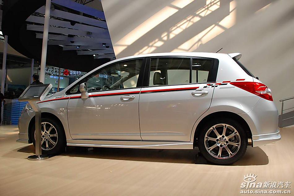 东风日产TIIDA NISMO