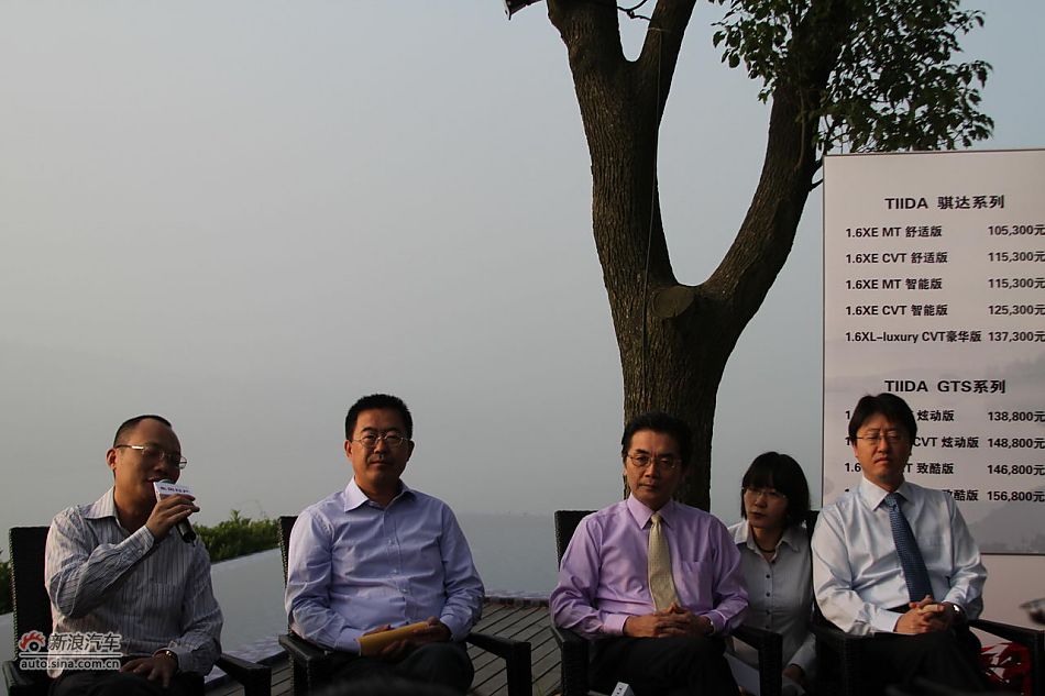 新骐达发布会-东风日产副总任勇致辞