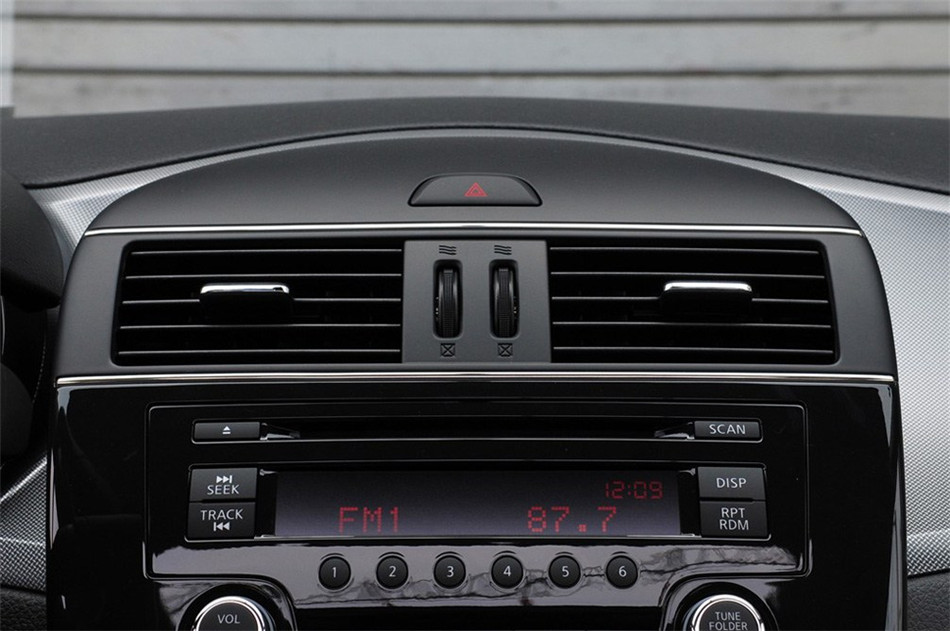 2011款 1.6T M-CVT 致酷版 内饰