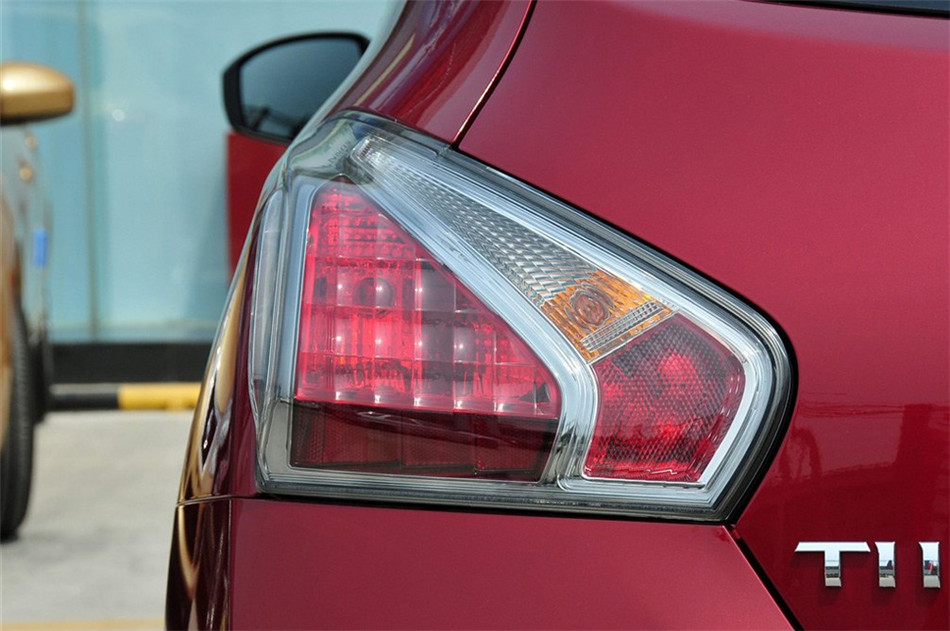 2011款 1.6T M-CVT 致酷版 其他