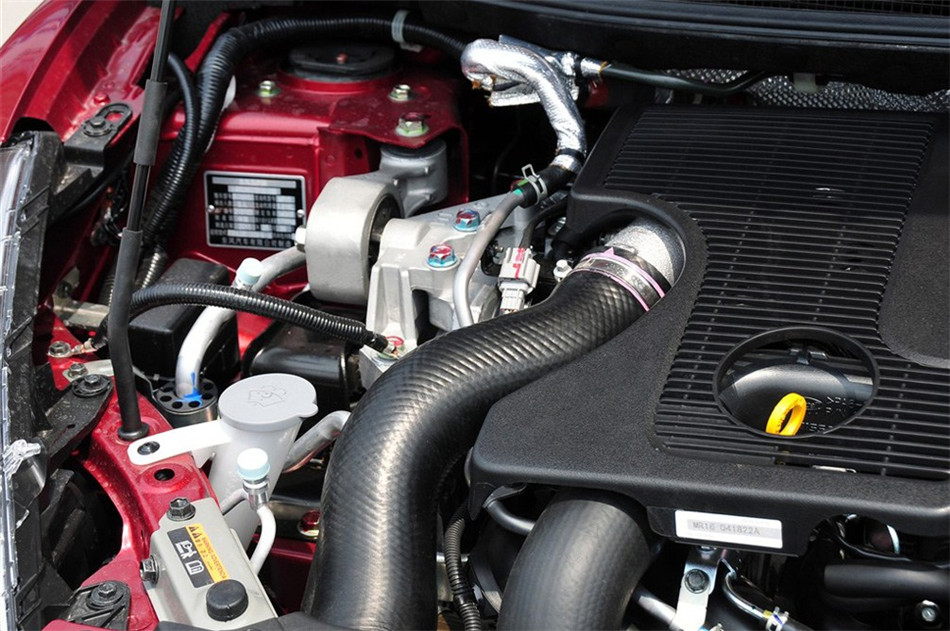 2011款 1.6T M-CVT 致酷版 引擎底盘