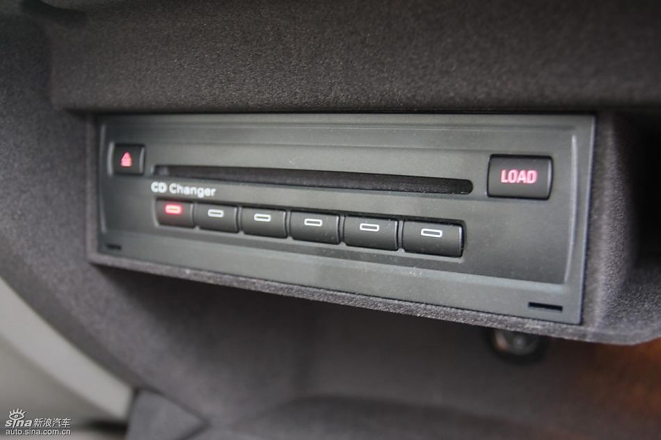 进口奥迪Q5内饰实拍图