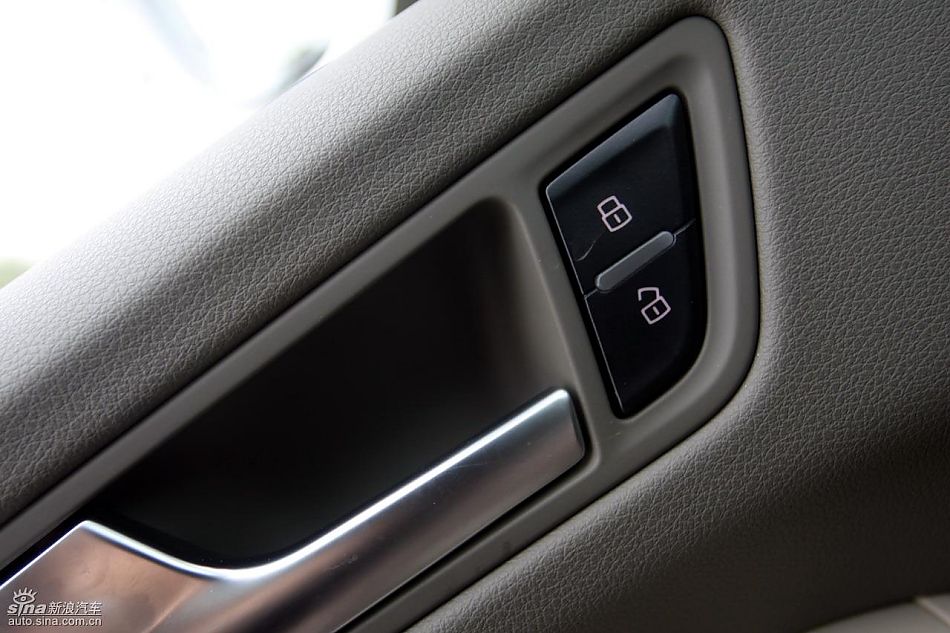 进口奥迪Q5内饰实拍图