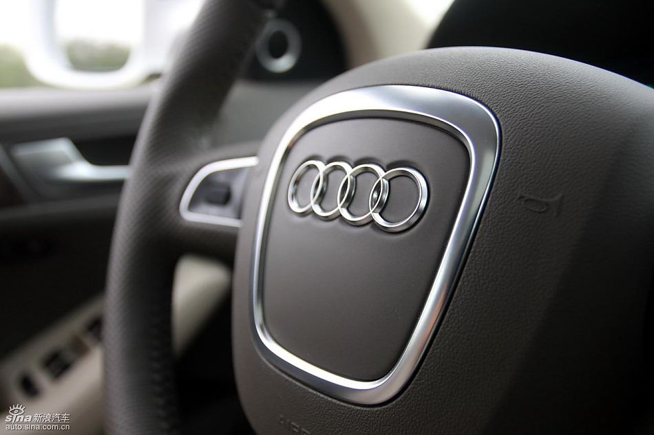 进口奥迪Q5内饰实拍图