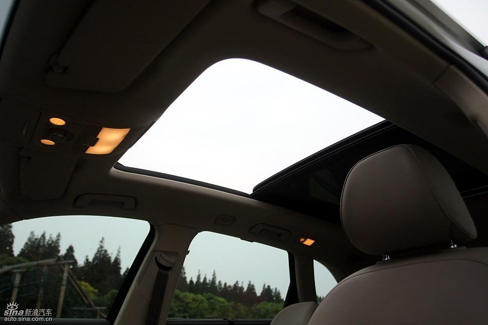 进口奥迪Q5内饰实拍图