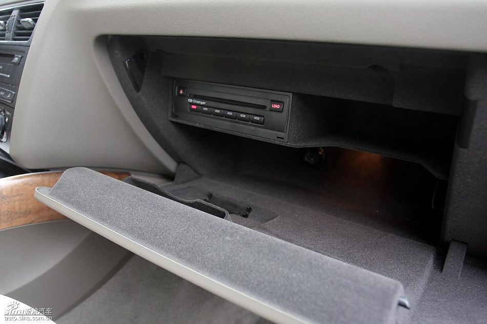 进口奥迪Q5内饰实拍图