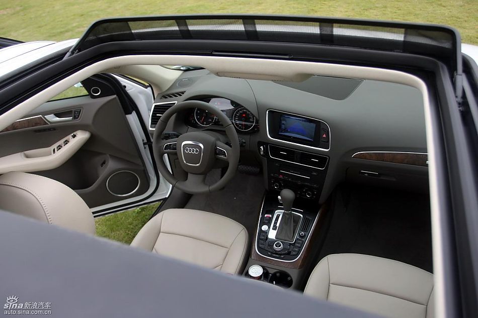 进口奥迪Q5内饰实拍图