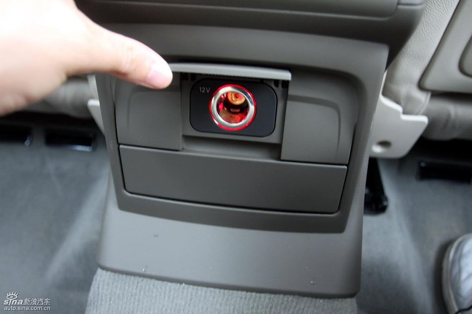 进口奥迪Q5内饰实拍图