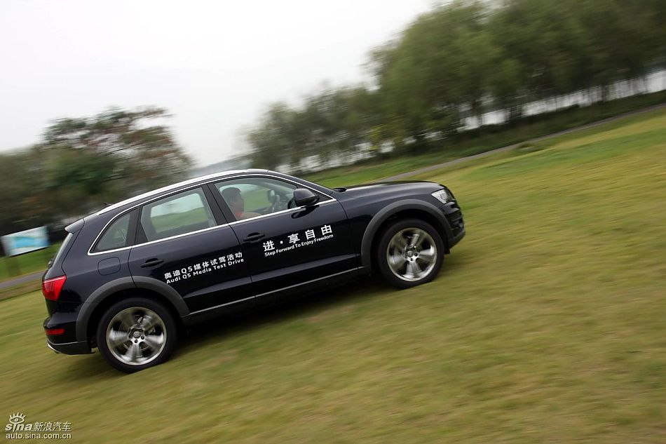新浪汽车试驾进口奥迪Q5