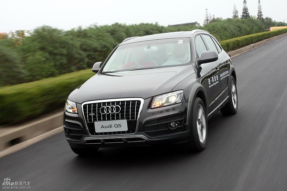 新浪汽车试驾进口奥迪Q5