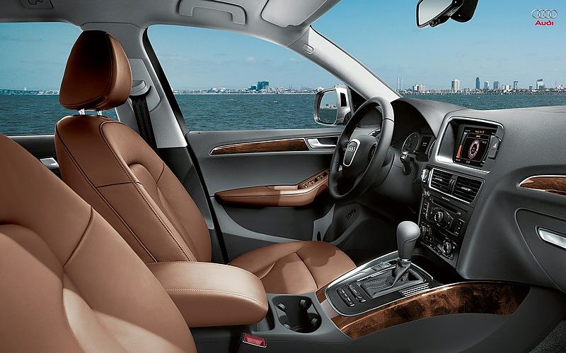奥迪Q5内饰图片