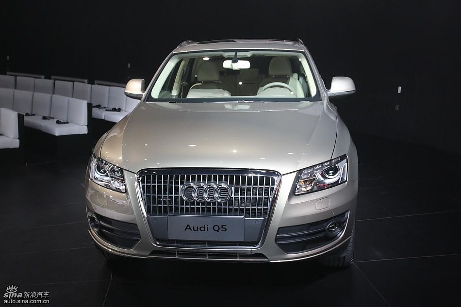 奥迪Q5上市现场图
