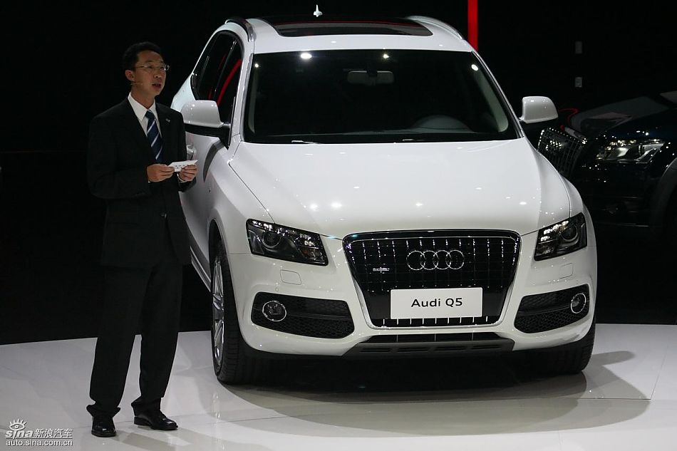奥迪Q5上市现场图