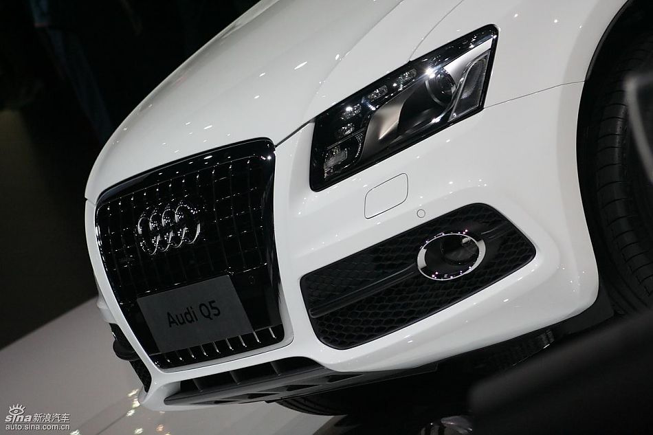 奥迪Q5上市现场图
