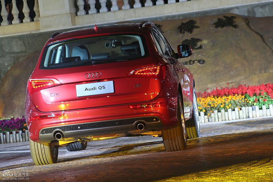 奥迪Q5上市现场图