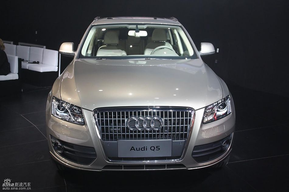 奥迪Q5上市现场图