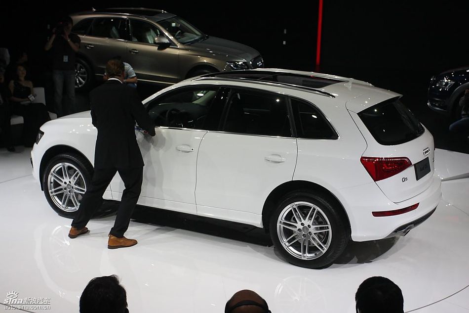 奥迪Q5上市现场图