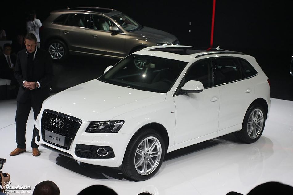 奥迪Q5上市现场图
