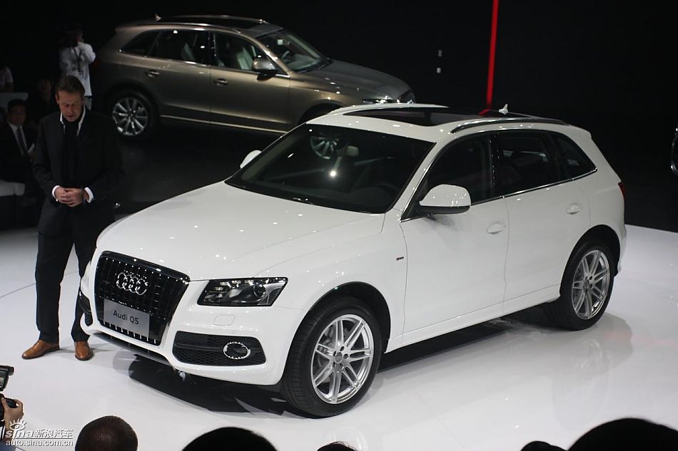 奥迪Q5上市现场图