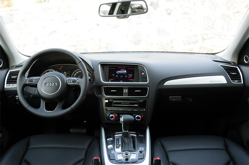 2013款 45 TFSI quattro 运动型 内饰