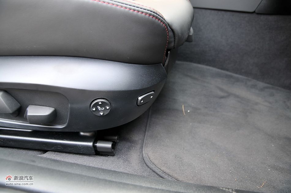 2011款宝马M3亚光磨砂板