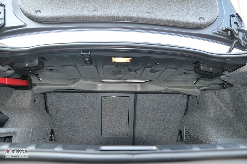 2011款宝马M3亚光磨砂板