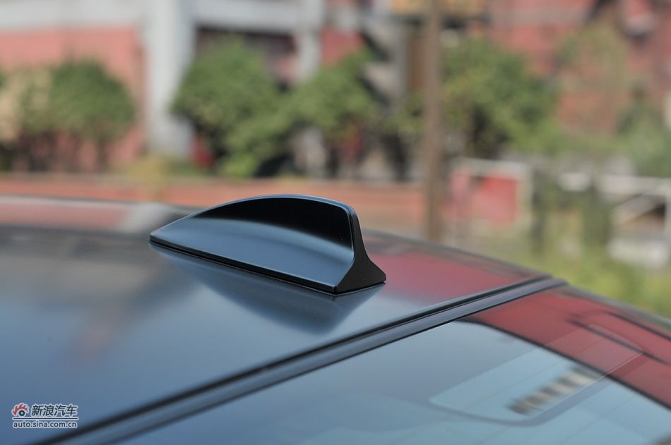 2011款宝马M3亚光磨砂板