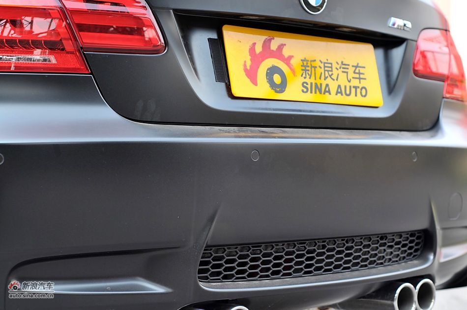 2011款宝马M3亚光磨砂板