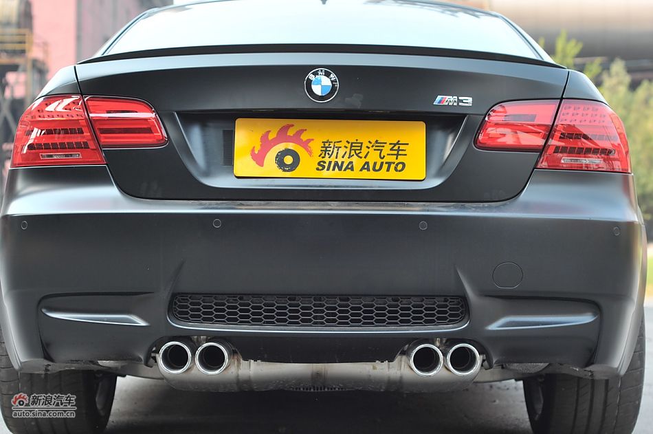2011款宝马M3亚光磨砂板