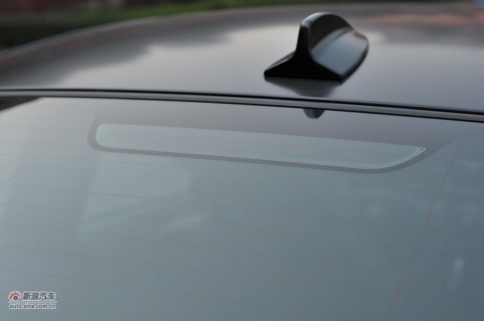 2011款宝马M3亚光磨砂板