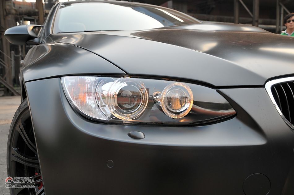 2011款宝马M3亚光磨砂板