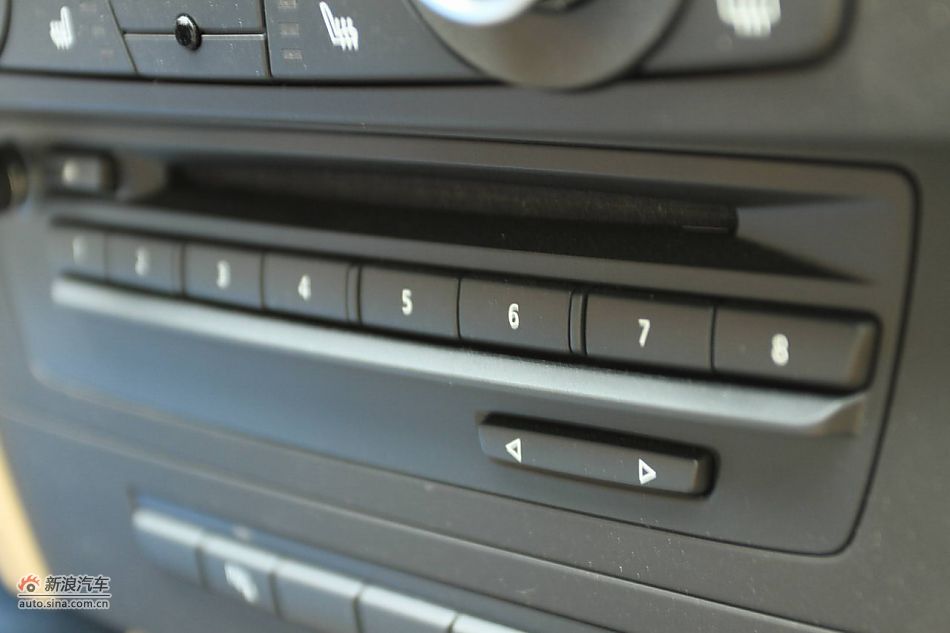 宝马M3碳纤车顶版